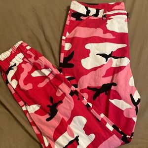 Pink camo high wasted bottoms